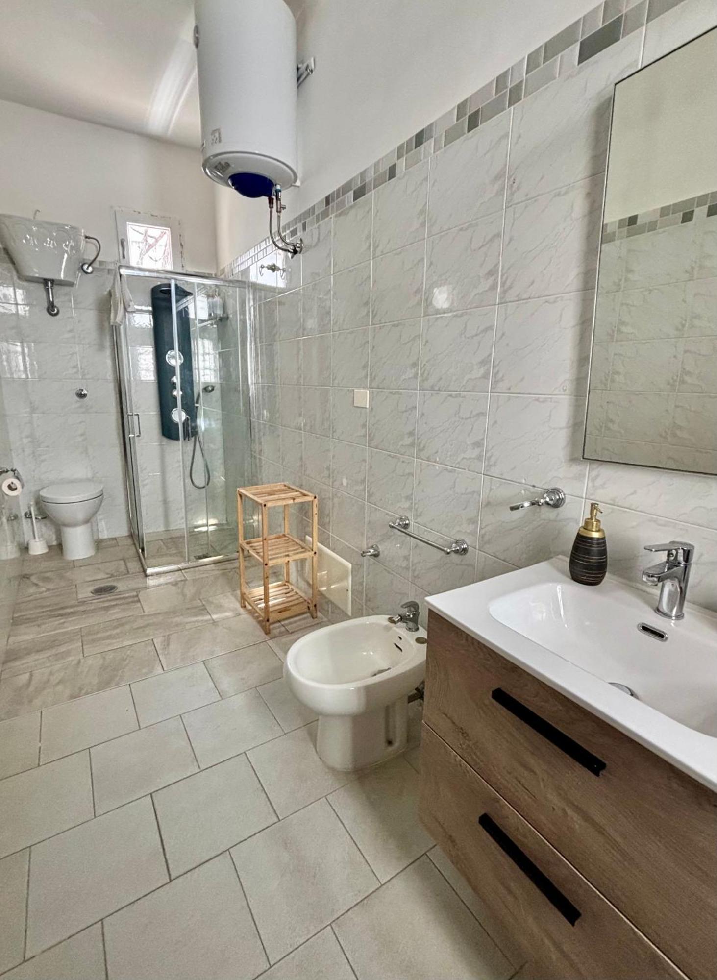 La Pergola Del Centro Apartment Brindisi Bagian luar foto