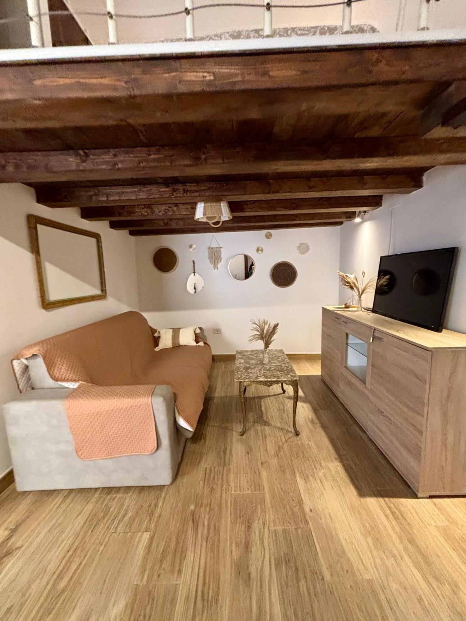 La Pergola Del Centro Apartment Brindisi Bagian luar foto