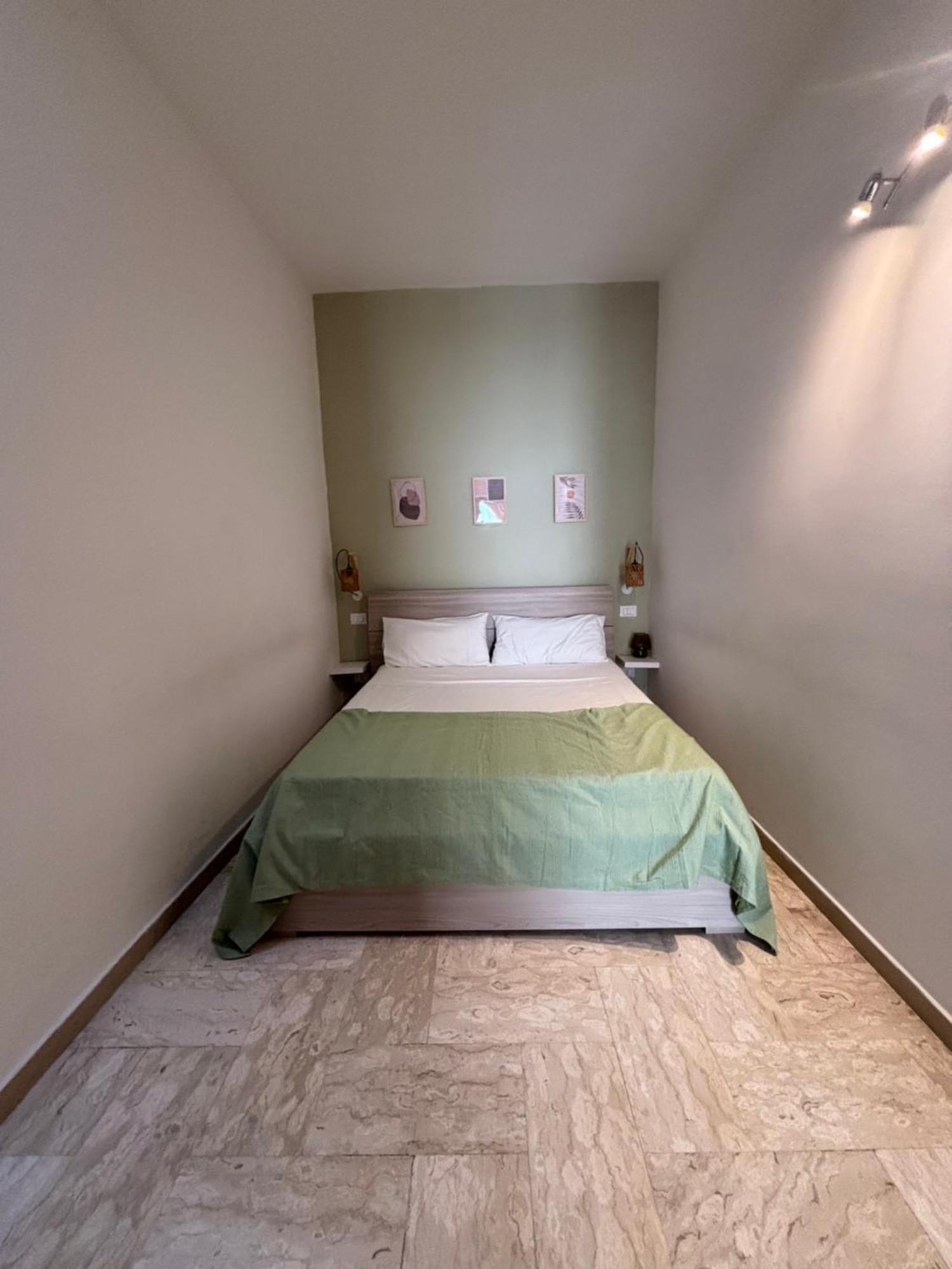 La Pergola Del Centro Apartment Brindisi Bagian luar foto